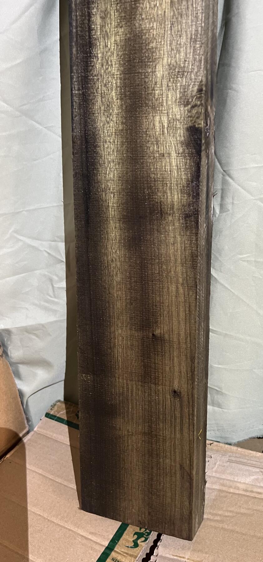 零元拍：1222-4 金丝楠 牌子料   满金丝 果香满满 尺寸：71.5/10/厚3.5CM。