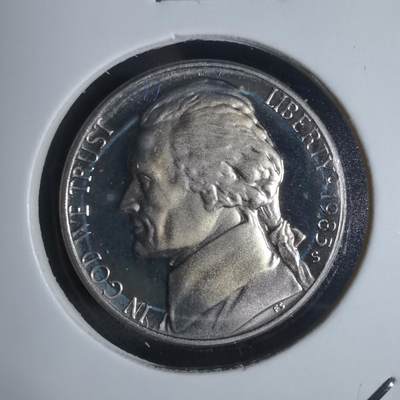 沼泽如烟--第943场 - 美国1985年五分精制币