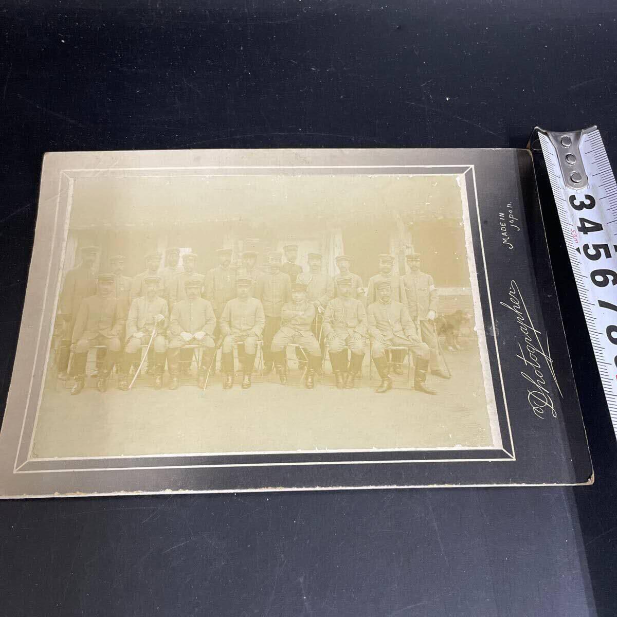 勋章奖章交易所2025年12月28拍卖 1904年日俄战争日军第一军司令部军官合影蛋白原版老照片（中国金家池日军第一军司令部久迩宫殿下/黒木为桢大将/藤井茂太少将）