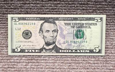 【无47】2021年版全新5美元纸币 林肯头像 （朦胧号） - 【无47】2021年版全新5美元纸币 林肯头像 （朦胧号）