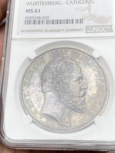 万国钱币拍卖第058期（万国新年大拍） NGC MS61 1871年德国符腾堡乌尔姆大教堂2泰勒 德系经典名品 德意志精工细作的代表 厚重欧陆七彩包浆 值得入藏的状态