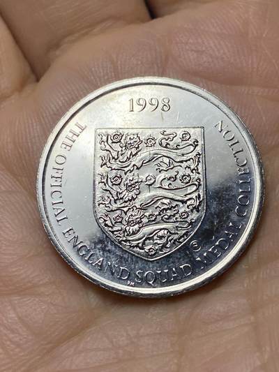 2025年第一百四十四场(总第一百七十场）品种丰富英国一线回流散币年末特拍场第一场(免佣金) - 英国🇬🇧1998年法国世界杯纪念章(英格兰国家队后卫菲尔·内维尔)