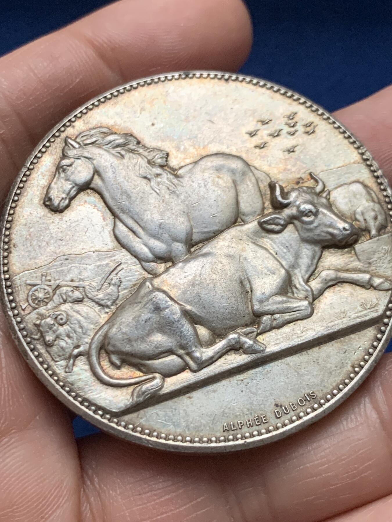 《竞宝斋》第451场 周日，周一，周二  3场连拍 （全场包邮，欢迎送拍） 法国A.Dubois吉德尔农业竞赛银章，66.6g，50.5mm，丰饶角边铭