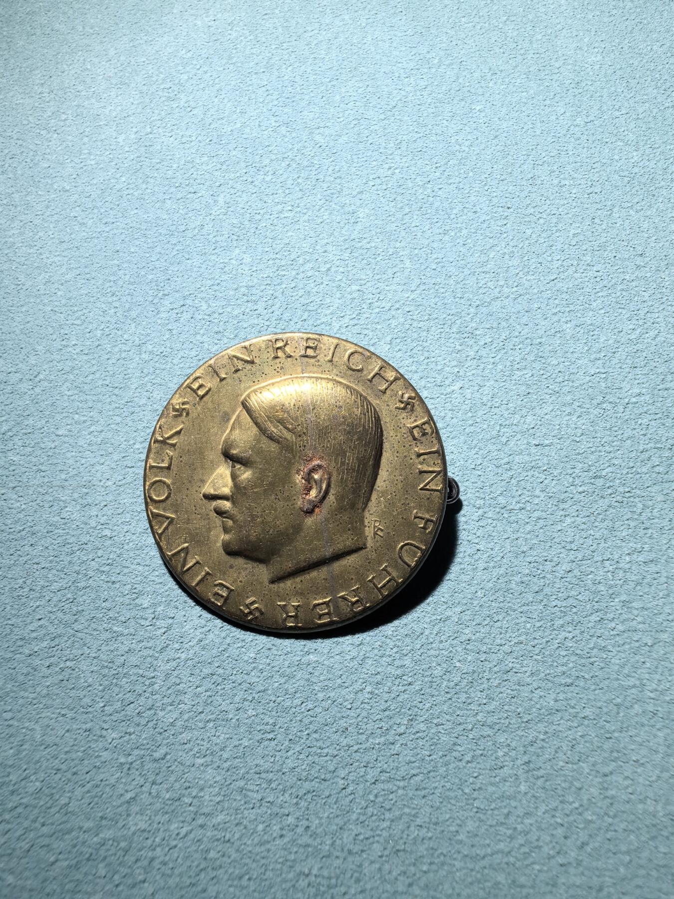 盛世勋华——号角文化勋章邮票专场拍卖第295期 德国（1939）小胡子“一个国家 一个元首 一个人民”口号纪念证章