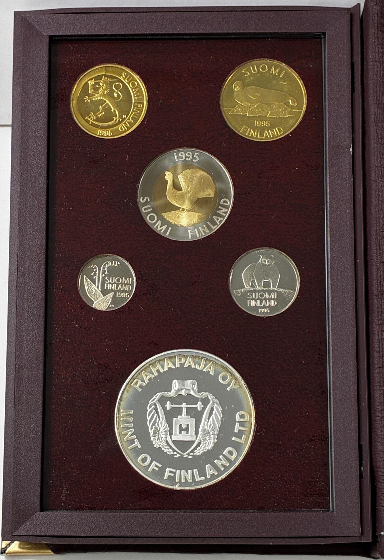 【雨安】【直播拍卖】【世界币章121期-裸币】2025-12-26 周五 19:30 保真 [现代套币] Finland 芬兰 套币 精制套币 1995年 含银章31克,925银