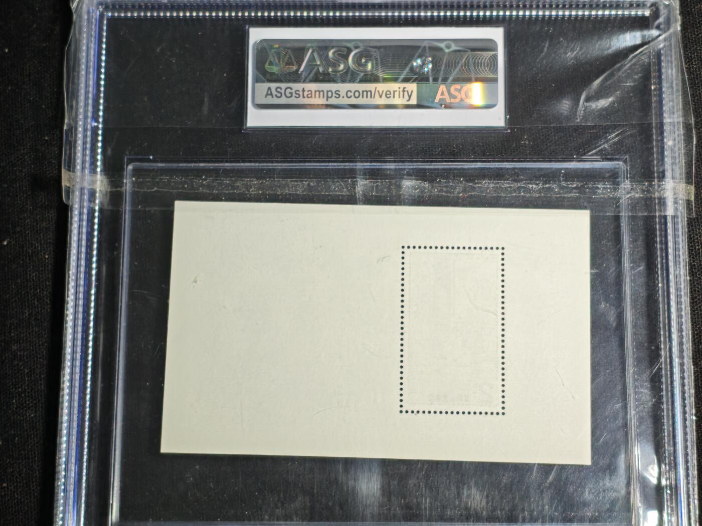 刘世昌艺术品销售中心～虎踞龙蟠*金杨在线联拍群第512期 1983年T.82.M 《西厢记-拷红》 特种邮票小型张（ASG VF/XF 85 编号：1052976-001）1枚。