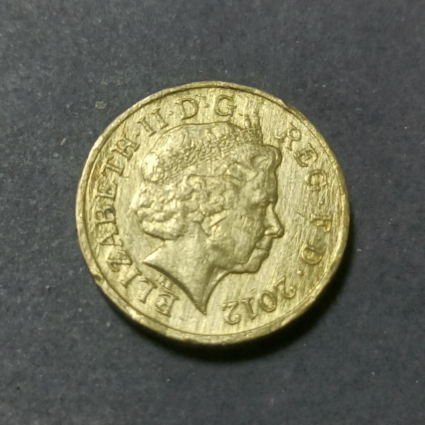 【游宝包邮场】蛇年第102期 英系国家硬币 英国-1镑 2012年