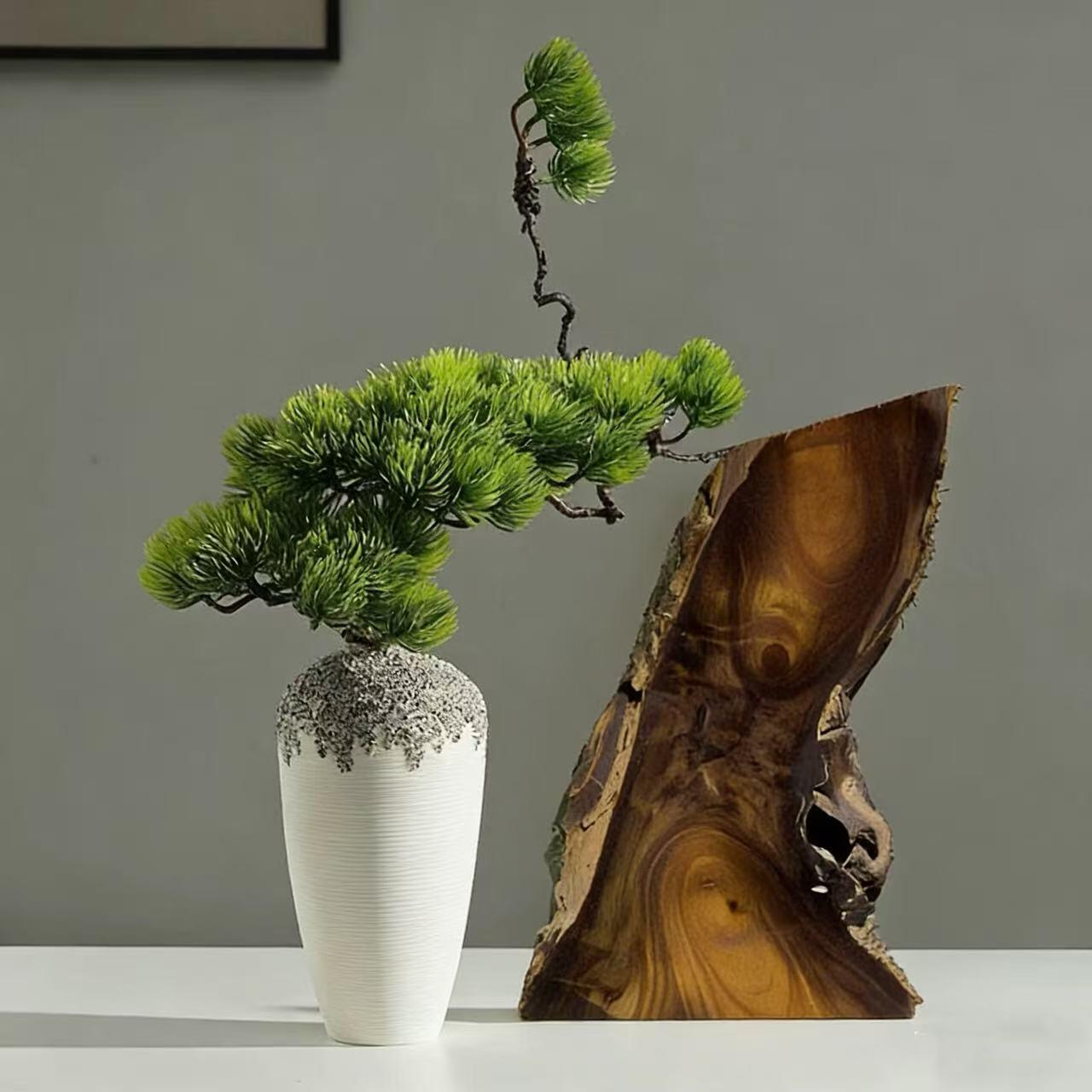 零元拍：金丝楠牌子 山水意境 满金丝 果香满满，尺寸：19.5/18/1.4CM。因为是原材料，木材还未干透