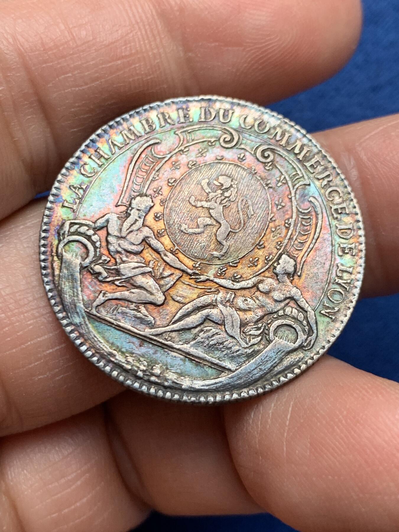 《竞宝斋》第451场 周日，周一，周二  3场连拍 （全场包邮，欢迎送拍） 法国1706年里昂商会银质代币，8.92g，30.8mm