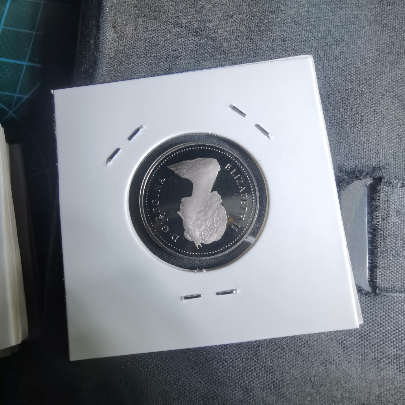 沼泽如烟--第943场 加拿大1985年五分精制币