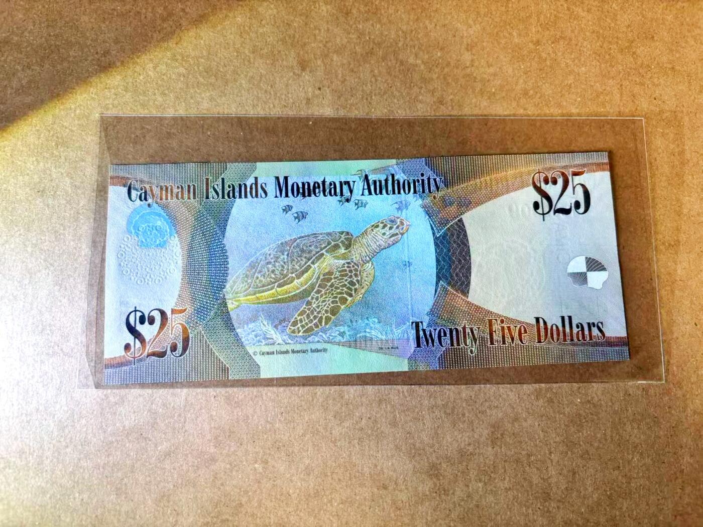 【Blue Auction】世界纸币精拍第767期——18级TOP拍卖/信誉/品质/专业/高效💫 【一组4张首发冠 含千位小号无47】开曼群岛1-25元 全新UNC 女王 