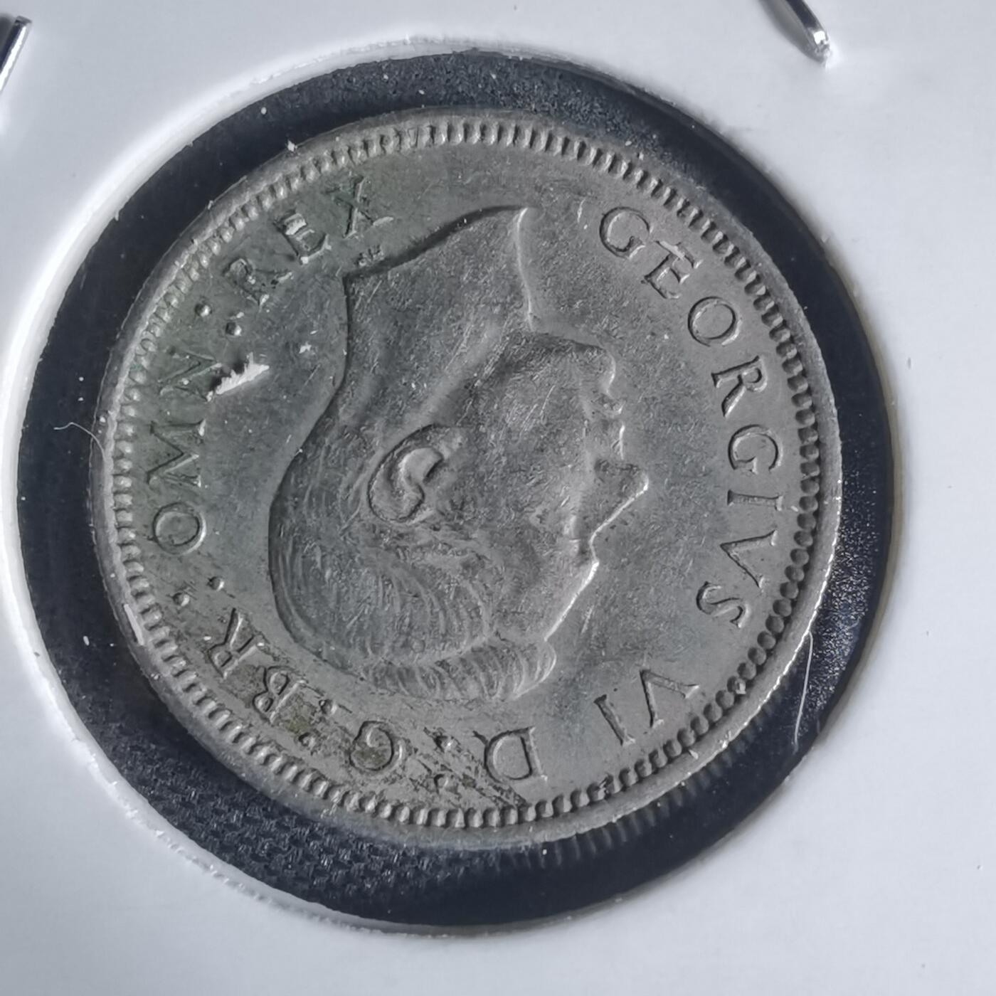 沼泽如烟--第944场 英国1951年6便士