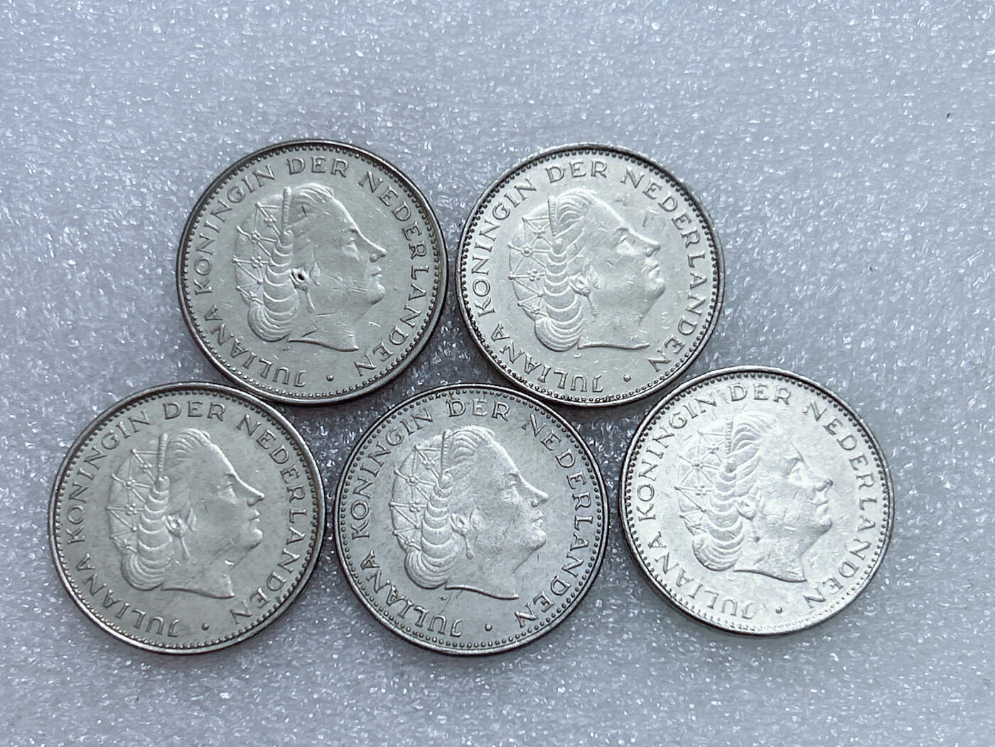 第一海外回流一元起拍收藏 散集专场  第281期 荷兰2.5盾硬币 朱丽安娜 5枚