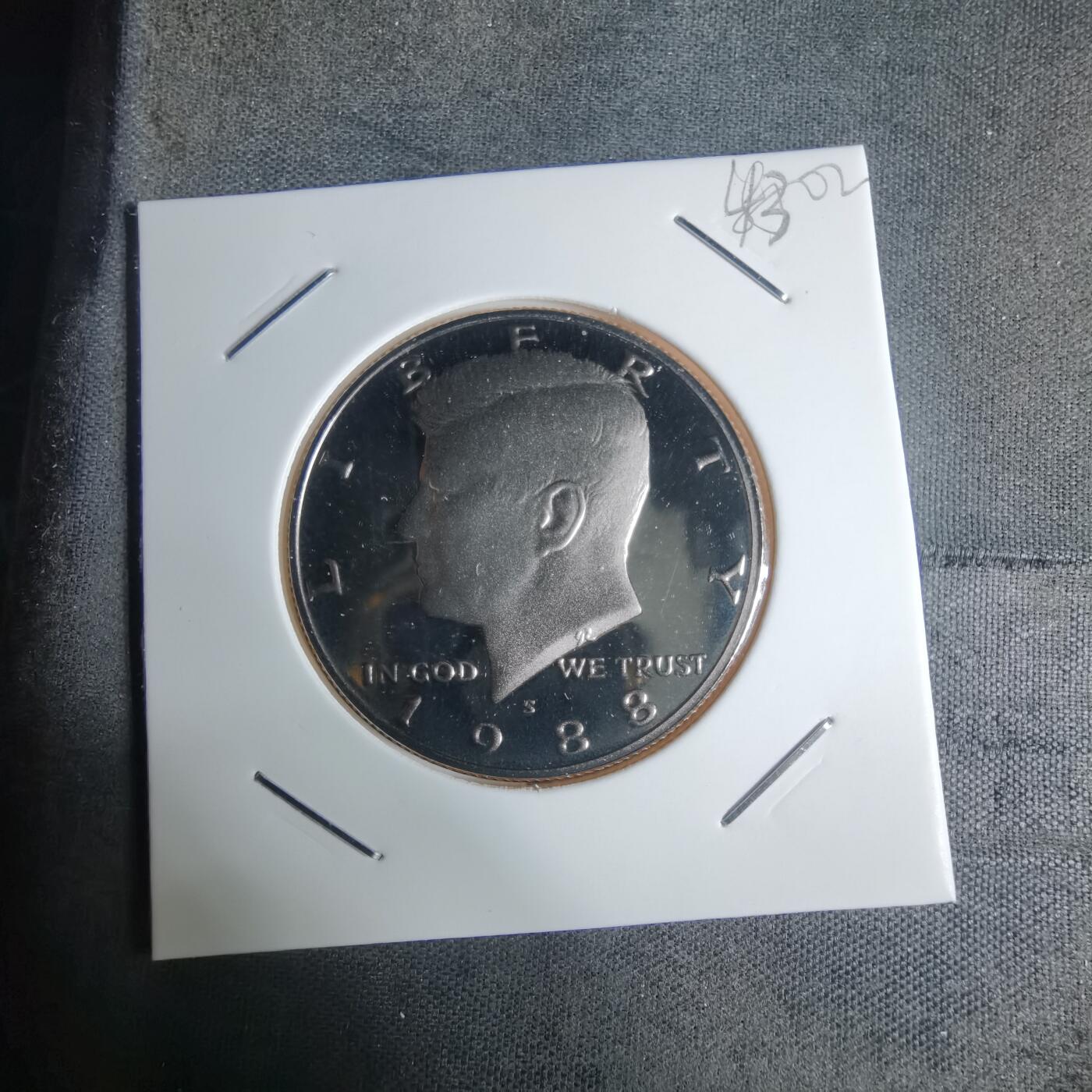 沼泽如烟--第943场 美国1988年半美元精制币