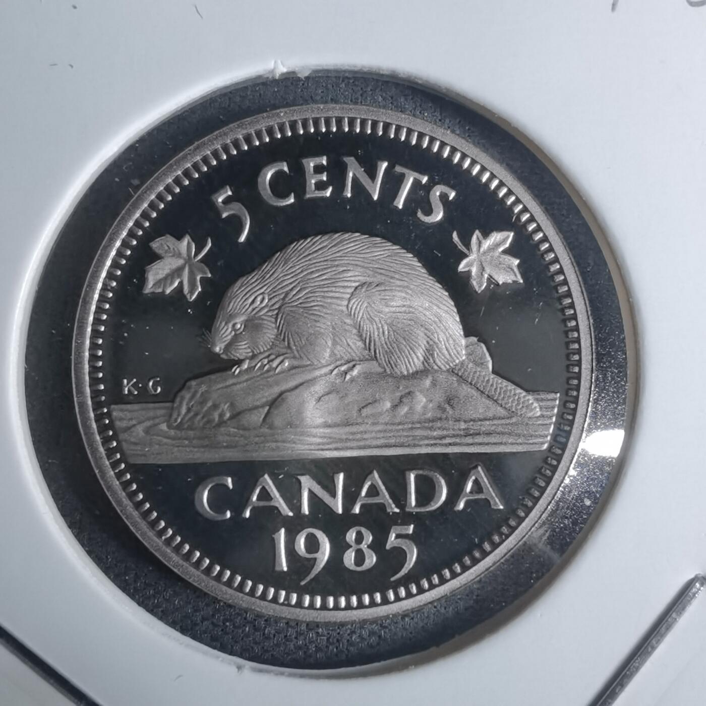 沼泽如烟--第943场 加拿大1985年五分精制币