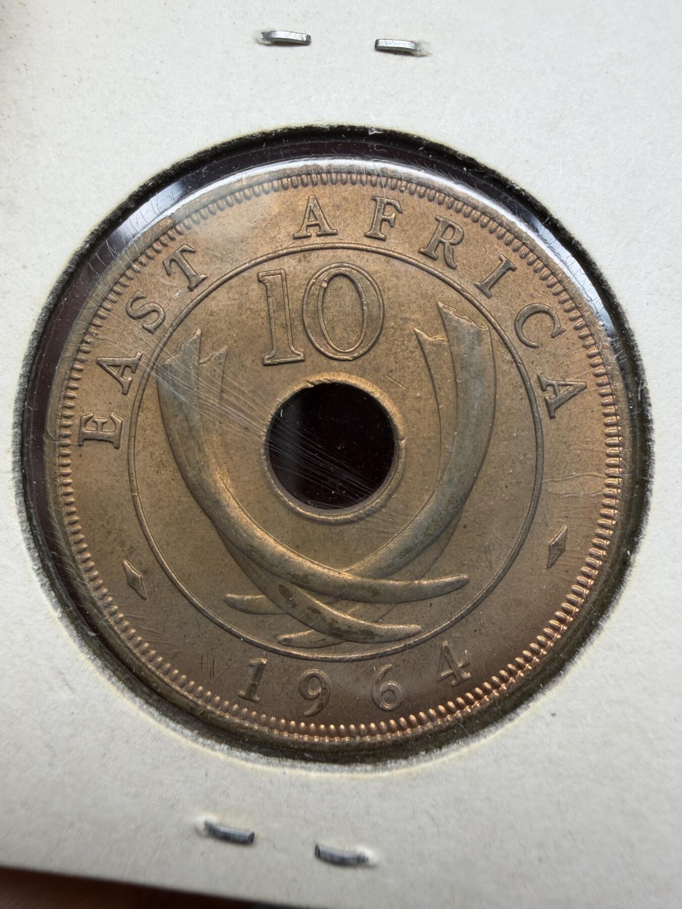 2025年集古藏今外币拍卖第十一期-第4场—（总第294拍），可以寄存60天，满160元包邮。 1964年东非10分