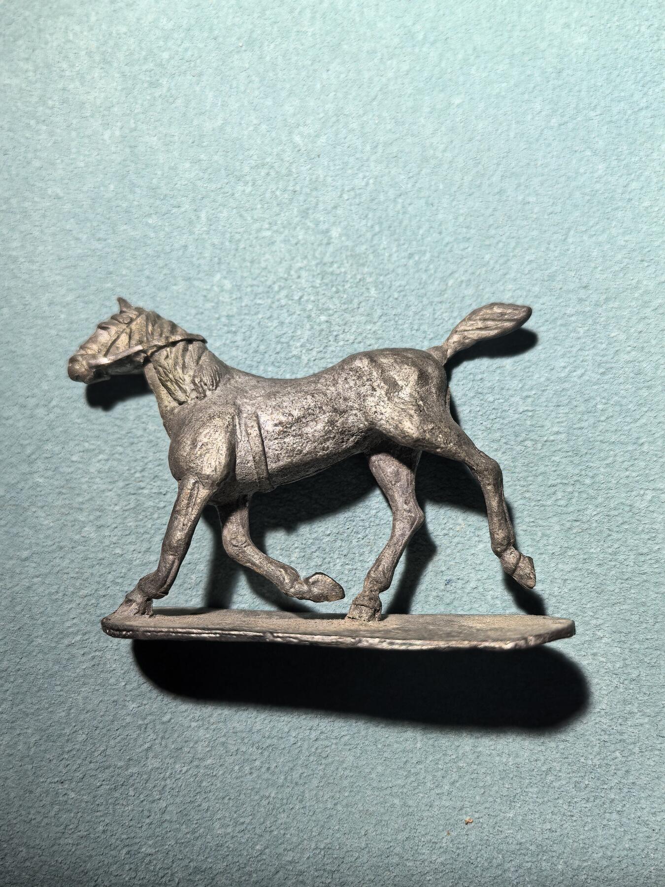 盛世勋华——号角文化勋章邮票专场拍卖第295期 英国二战时期军马摆件