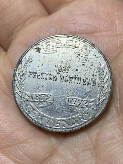 2025年第一百四十四场(总第一百七十场）品种丰富英国一线回流散币年末特拍场第一场(免佣金) - 英国🇬🇧足总杯百年纪念章(普雷斯顿北区足球俱乐部1937年亚军)