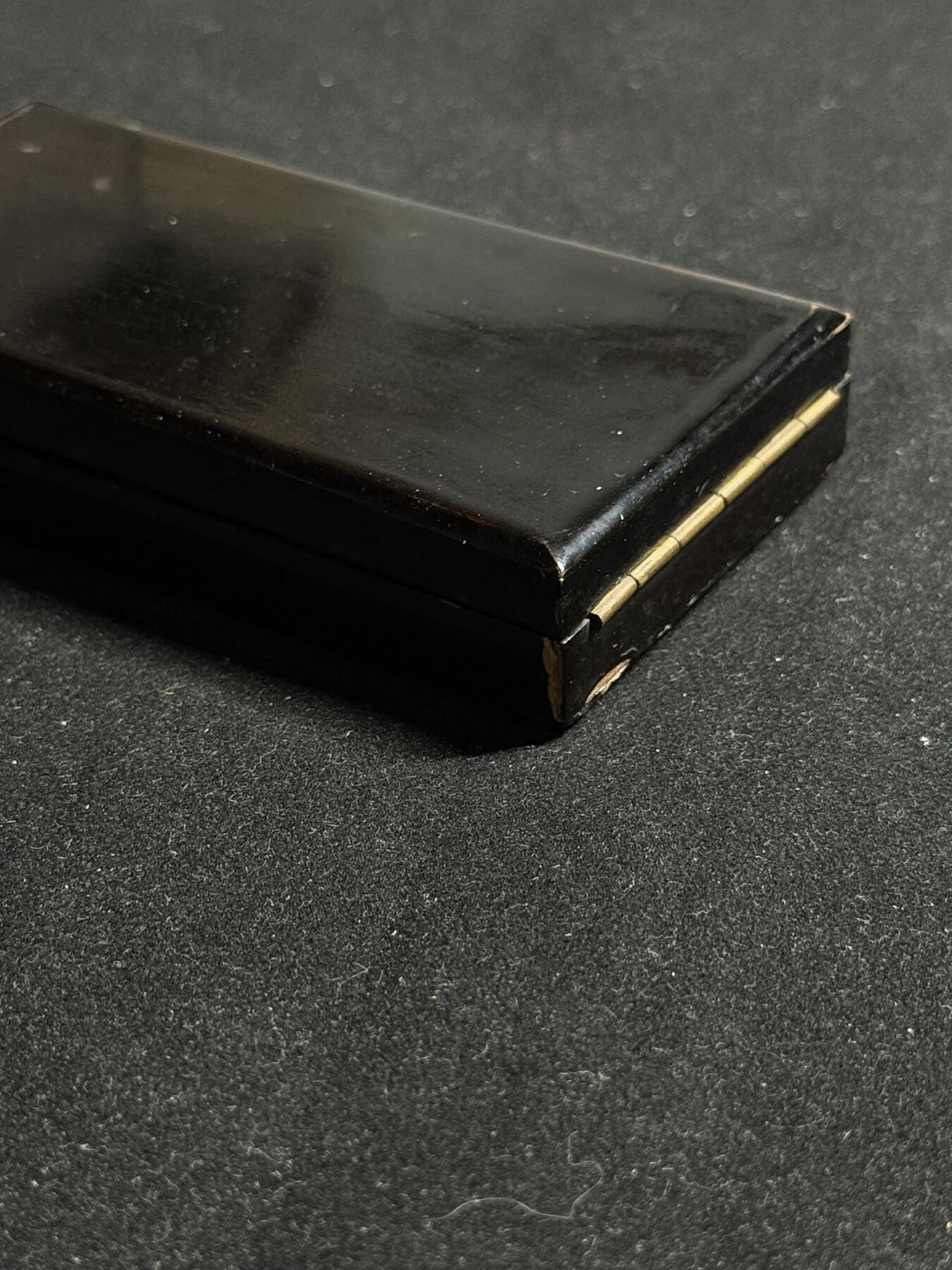 欢庆元旦！戎马世界章牌大赏第109期元旦大拍 勿忘国耻，珍爱和平！日本甲午战役从军记章，盒子有瑕疵