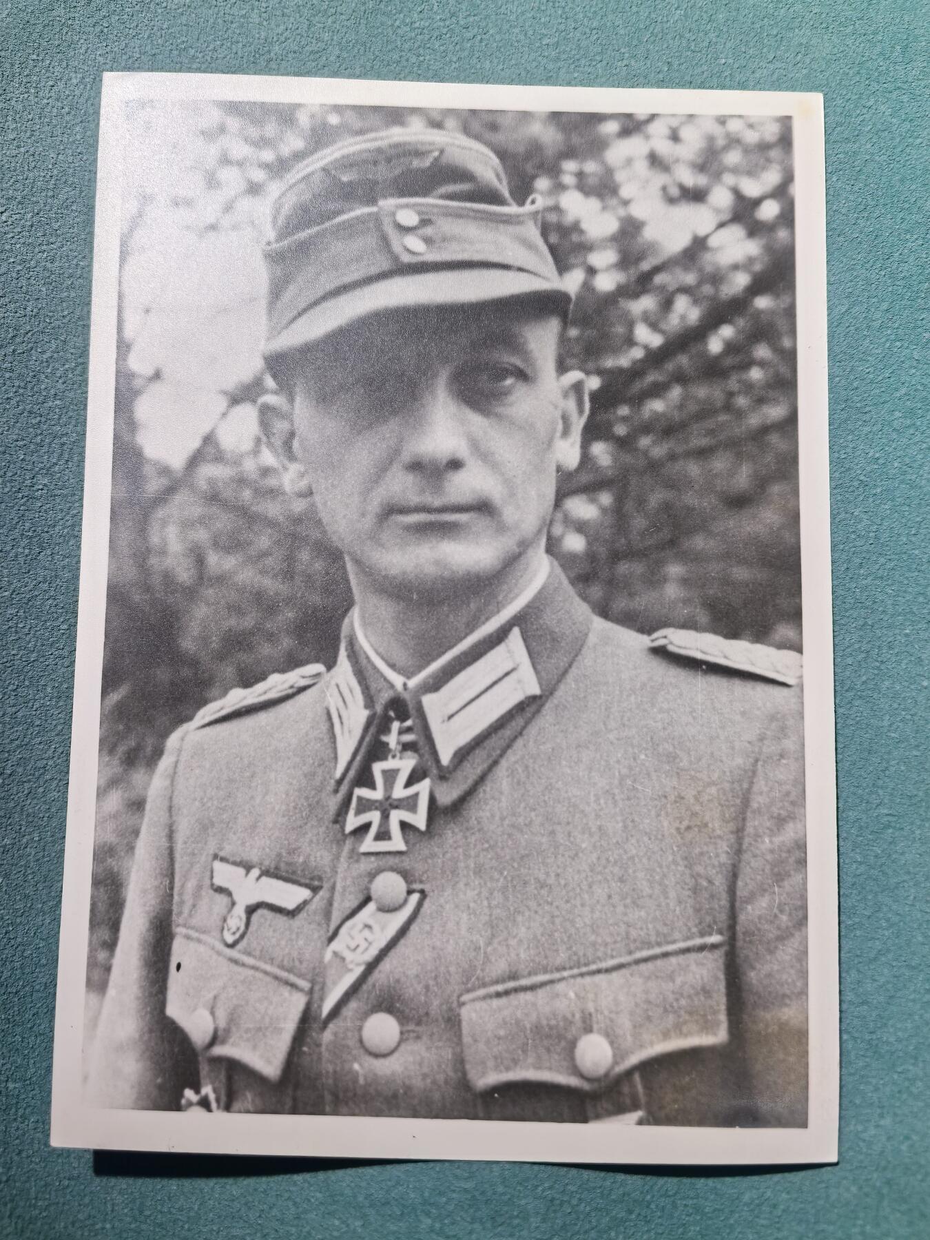 盛世勋华——号角文化勋章邮票专场拍卖第295期 德国（1939）骑士十字勋章获得者照片 佩戴骑士十字勋章/陆军铁十字勋饰等