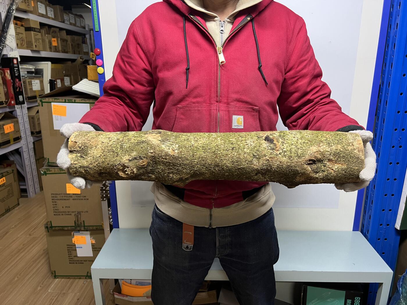 零元拍： 1222-1 金丝楠 原木 风水柱 横财（材）带皮， 尺寸：64/12/11/CM。