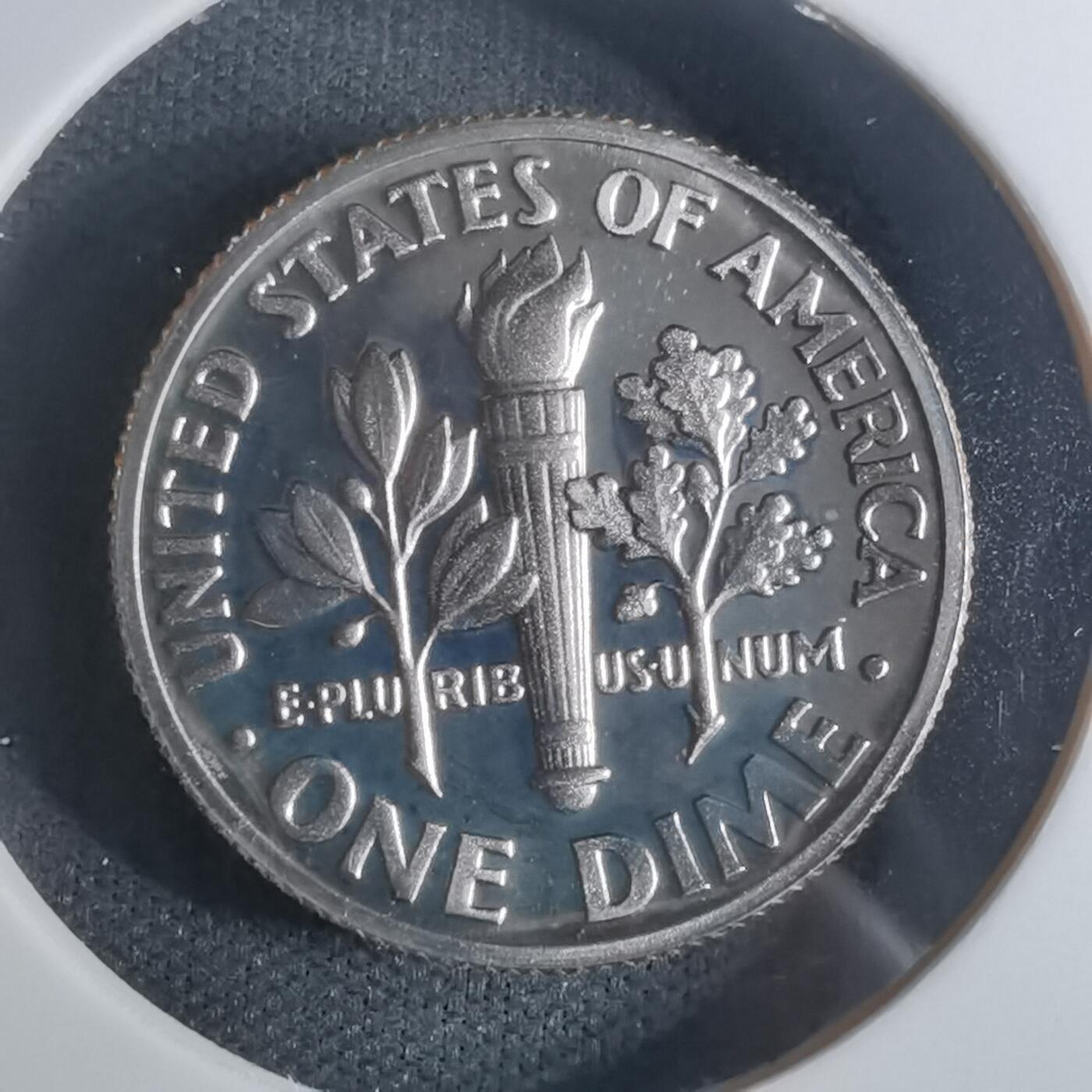 沼泽如烟--第943场 美国1987年十分精制币