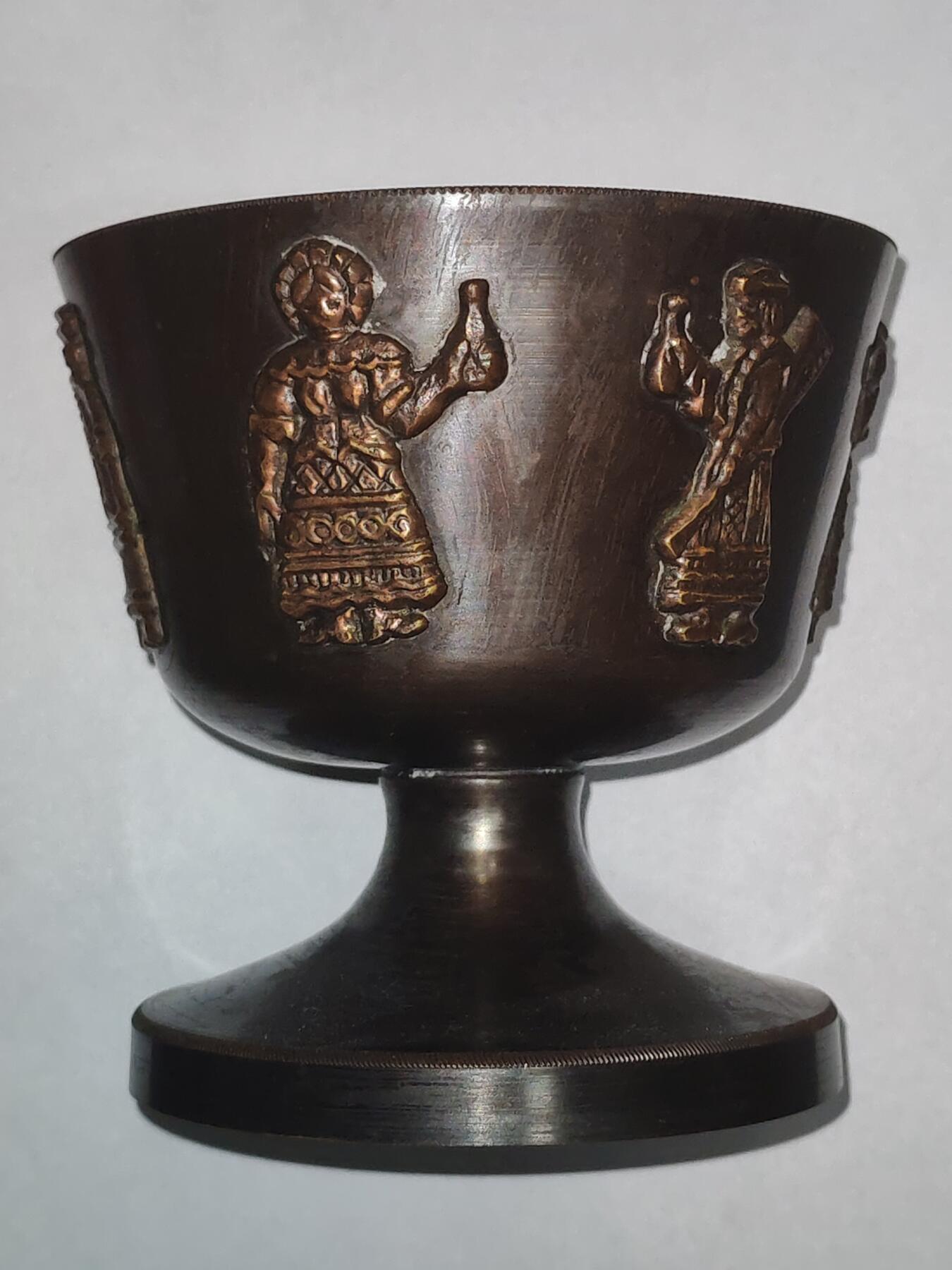 韵星假日拍卖第三十三期 -- Rimey Holidays Auction 33 匈牙利布达佩斯纪念杯 Galeria Savaria制作 厚重铜 质量精良 没有磕碰