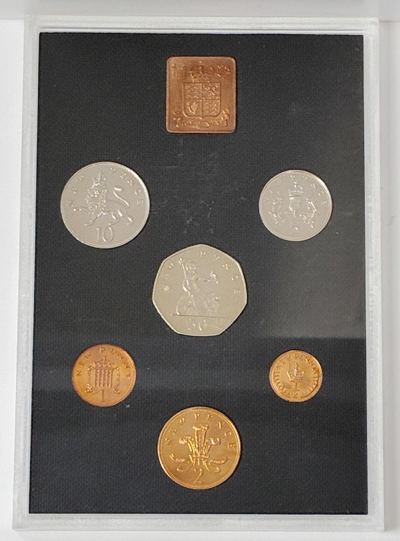 【雨安】【直播拍卖】【世界币章121期-裸币】2025-12-26 周五 19:30 保真 [现代套币] Great Britain 英国 套币 精制套币 1978年