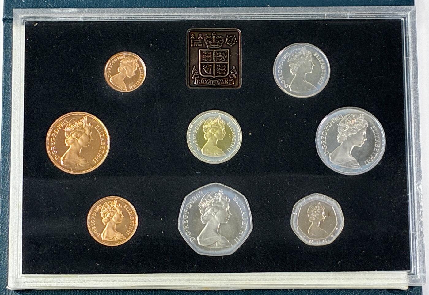 【雨安】【直播拍卖】【世界币章121期-裸币】2025-12-26 周五 19:30 保真 [现代套币] Great Britain 英国 套币 精制套币 1983年