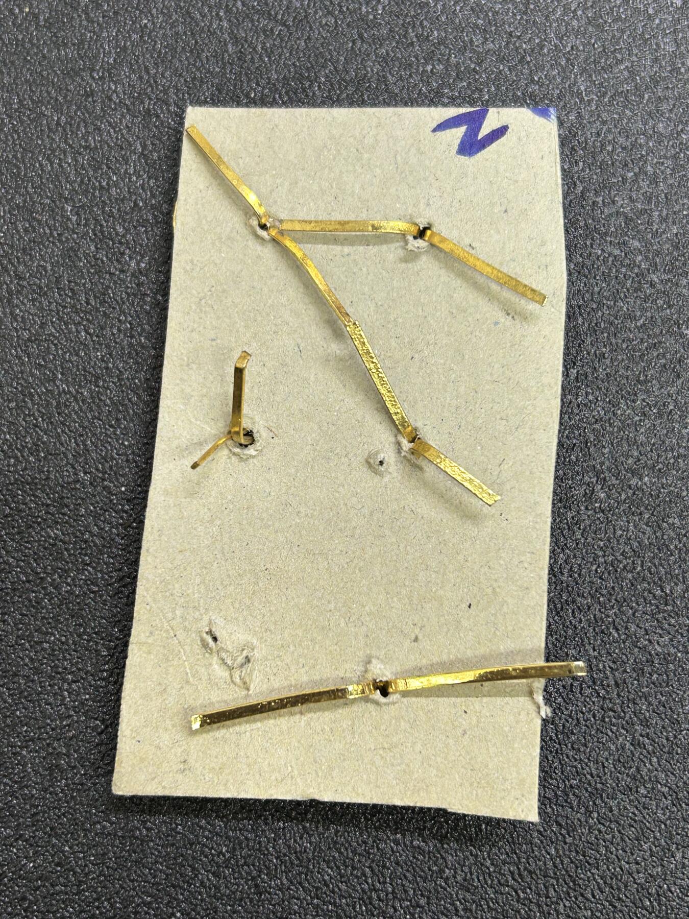 西秦中古拍卖第七十期 泰国早期皇家海军、皇家公务员肩章扣一组5枚