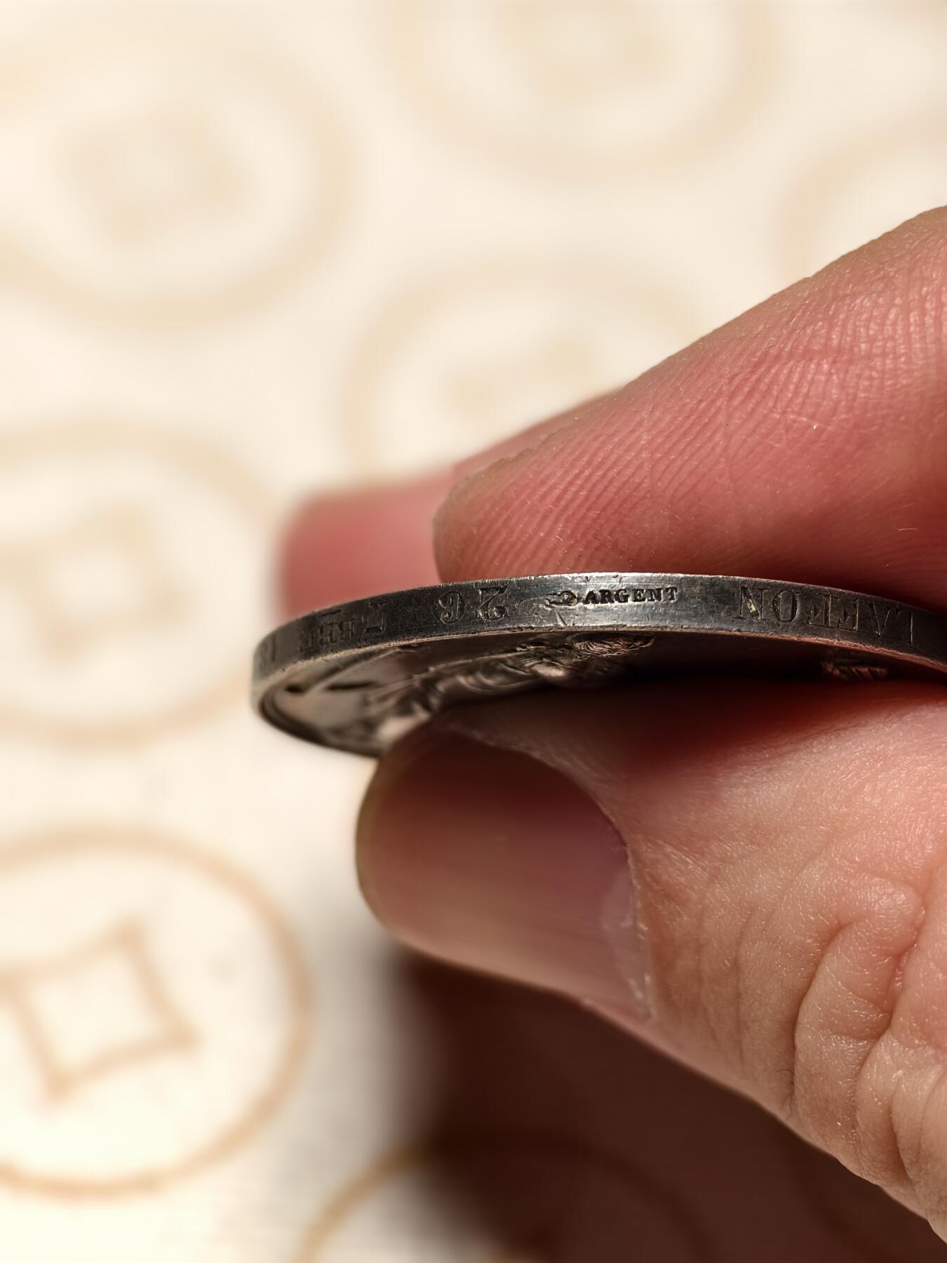 抚柳草堂-第四期章牌钱币（圣诞专场） 奖章勋章限时免佣 满百包邮 放漏专场 1885法国婚姻与爱情银章  950高银重18克 34mm 丰饶角银标 背面手刻花押非常漂亮