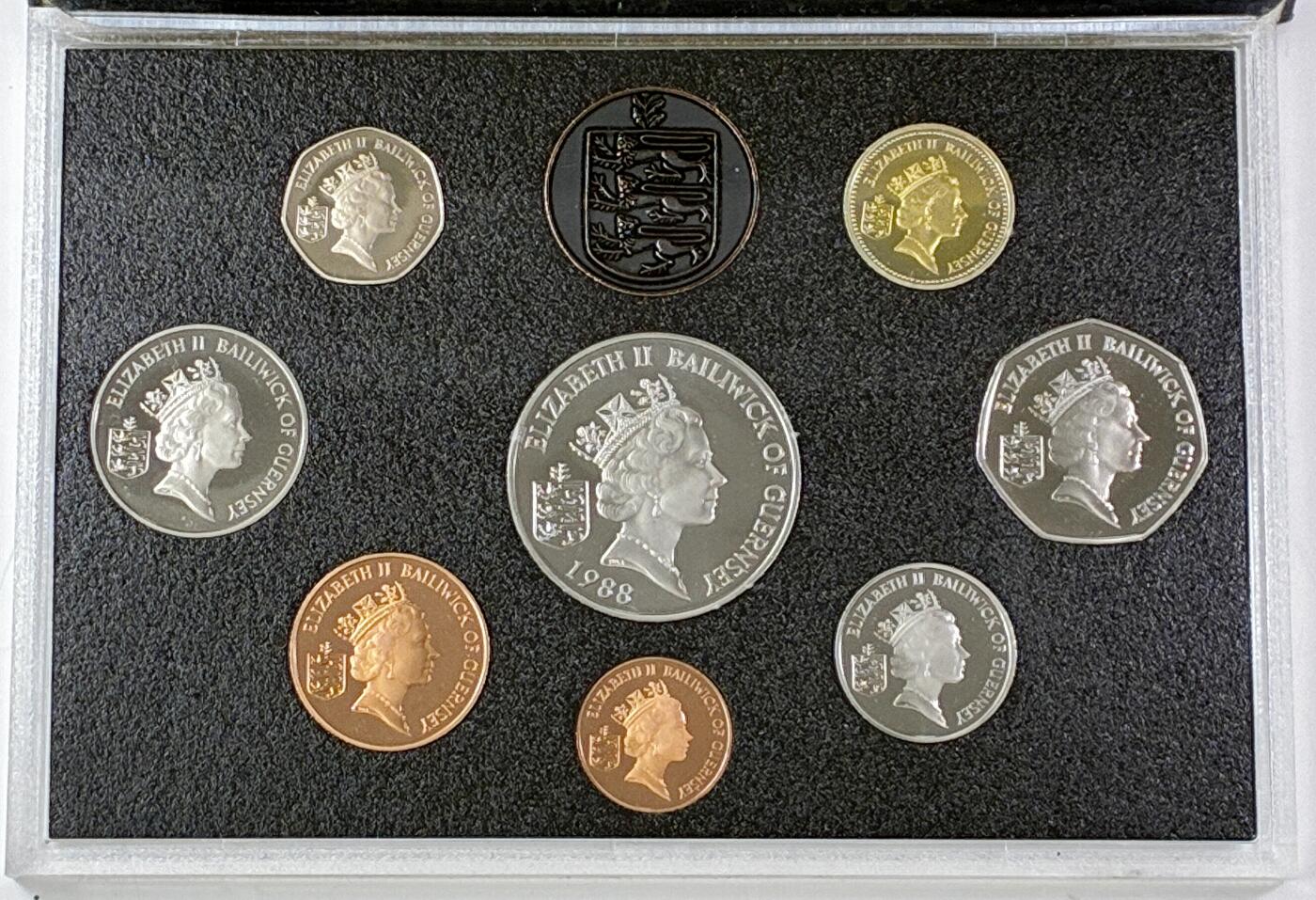 【雨安】【直播拍卖】【世界币章121期-裸币】2025-12-26 周五 19:30 保真 [现代套币] Guernsey 根西 套币 精制套币 1988年