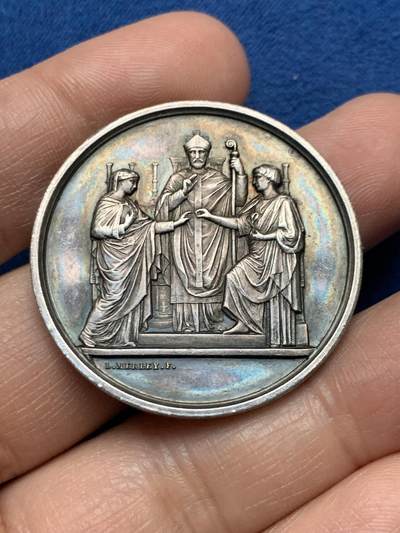 《竞宝斋》第451场 周日，周一，周二  3场连拍 （全场包邮，欢迎送拍） - 法国结婚纪念银章，21.65g，36.7mm，蜜蜂边铭