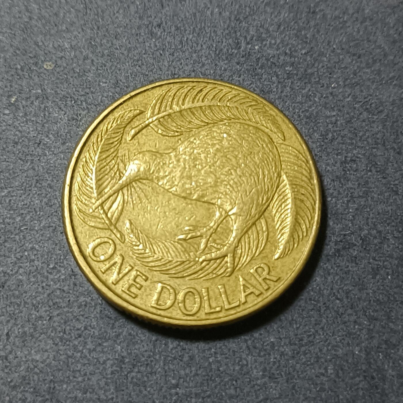 【游宝包邮场】蛇年第102期 英系国家硬币 新西兰-1元 1990年