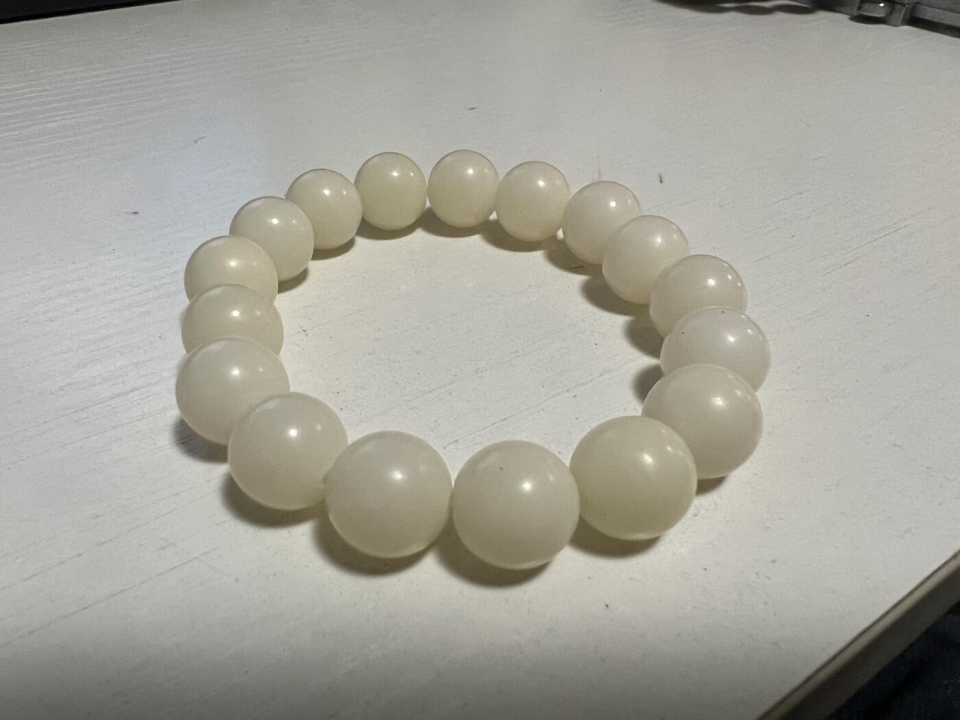 零元拍：代客随缘拍几条串儿，星月菩提手串两条（7/8，8/9），长串一条（7/8），菩提根手串两条（12），再加一条不知道是不是玉料的随型手串。