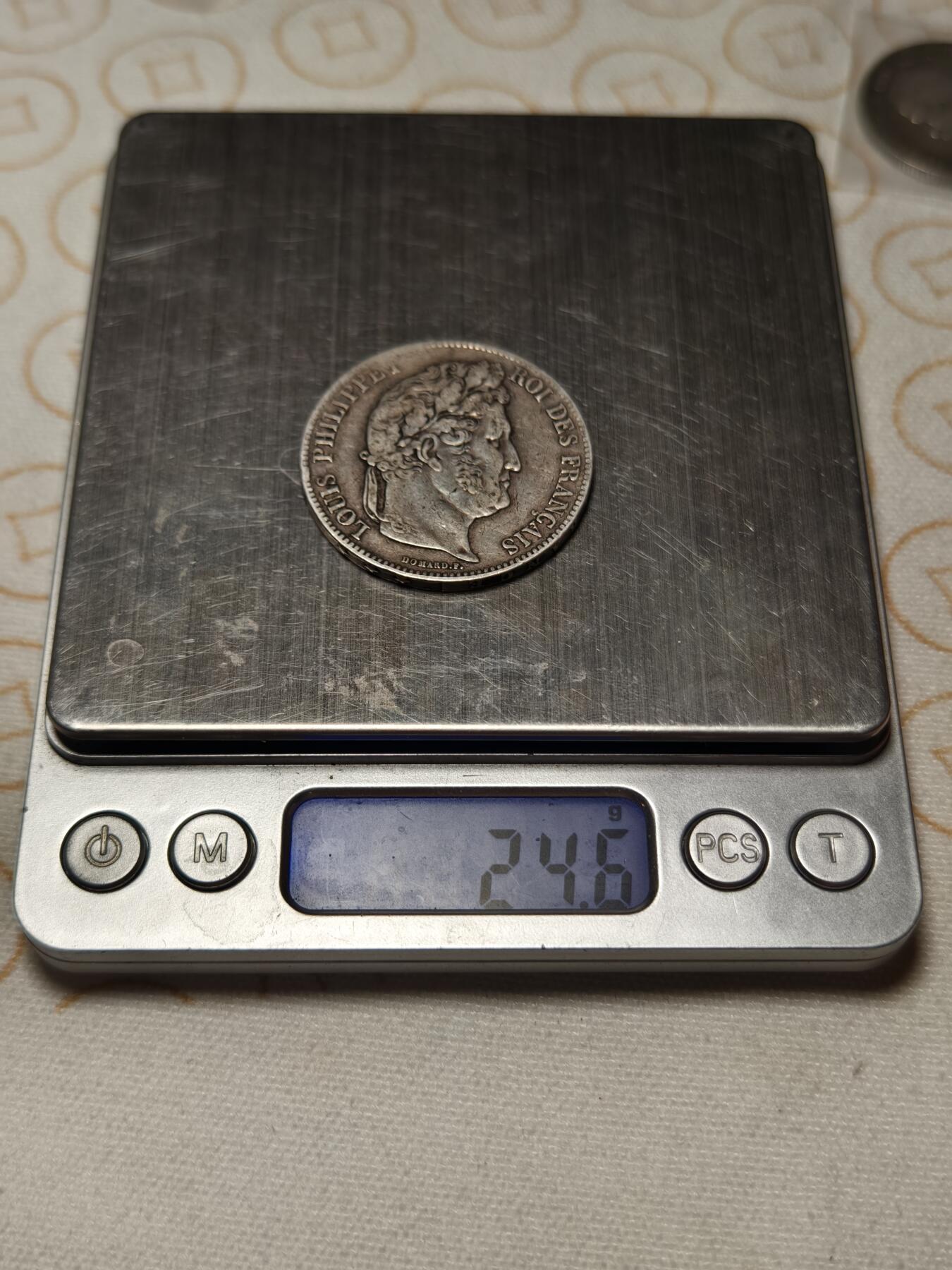 抚柳草堂-第四期章牌钱币（圣诞专场） 奖章勋章限时免佣 满百包邮 放漏专场 1842法国菲利普一世5法郎银币 重24.6g  老包浆整体状态不错 被低估的品种