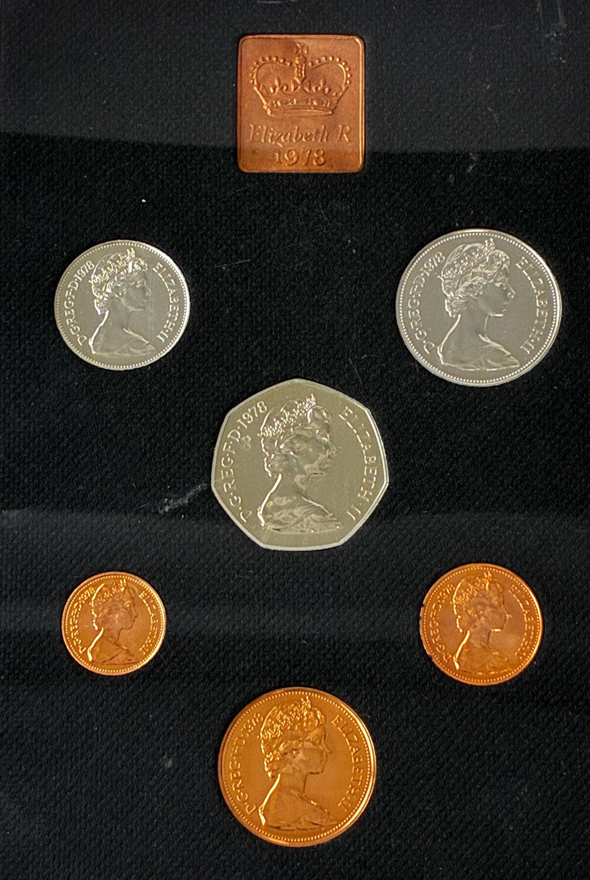 【雨安】【直播拍卖】【世界币章121期-裸币】2025-12-26 周五 19:30 保真 [现代套币] Great Britain 英国 套币 精制套币 1978年