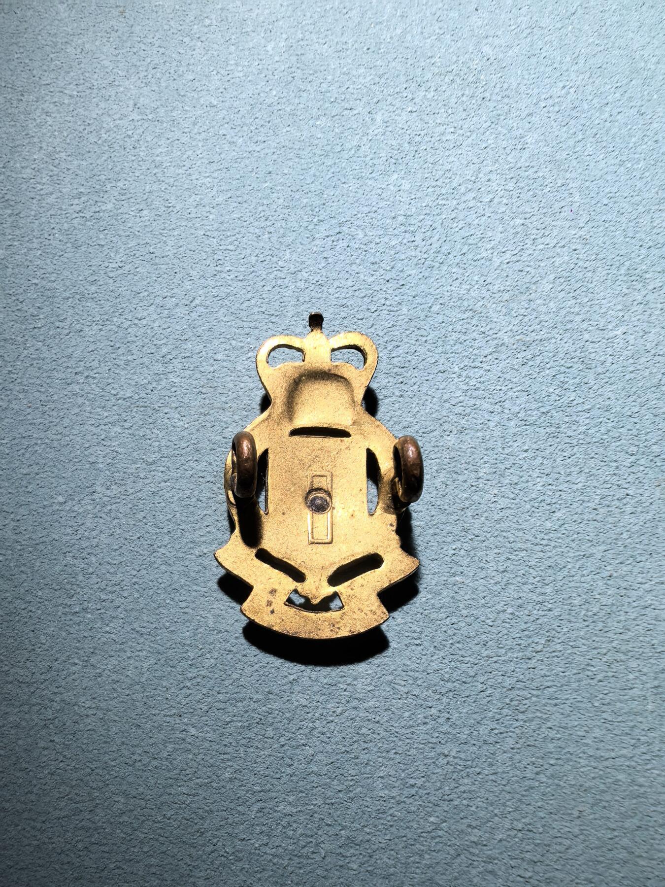 盛世勋华——号角文化勋章邮票专场拍卖第295期 英国皇家军械兵团帽徽 铜质