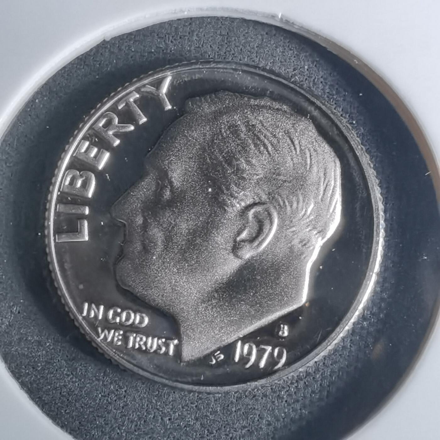 沼泽如烟--第943场 美国1979年十分精制币