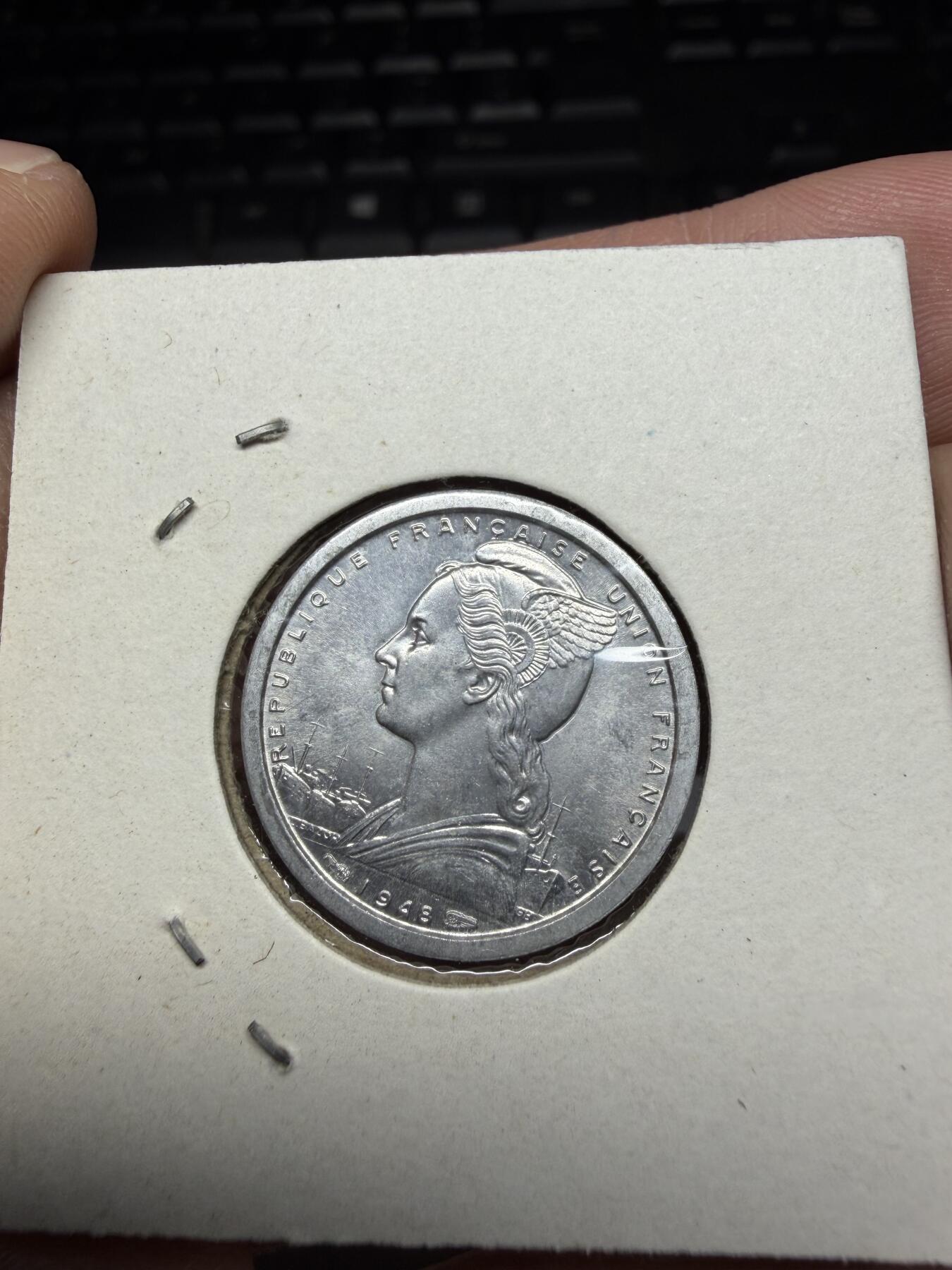 2025年集古藏今外币拍卖第十一期-第4场—（总第294拍），可以寄存60天，满160元包邮。 1948年法属喀麦隆1法郎