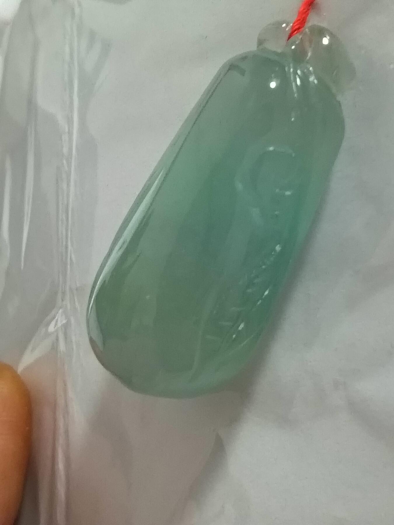 天然翡翠冰种福瓜吊坠