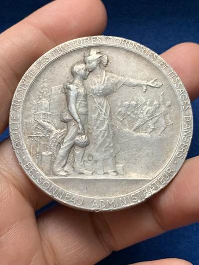 《竞宝斋》第451场 周日，周一，周二  3场连拍 （全场包邮，欢迎送拍） - 法国维克多·雨果纪念银章，57.1g，49.7mm，菱形+野猪头argent边铭