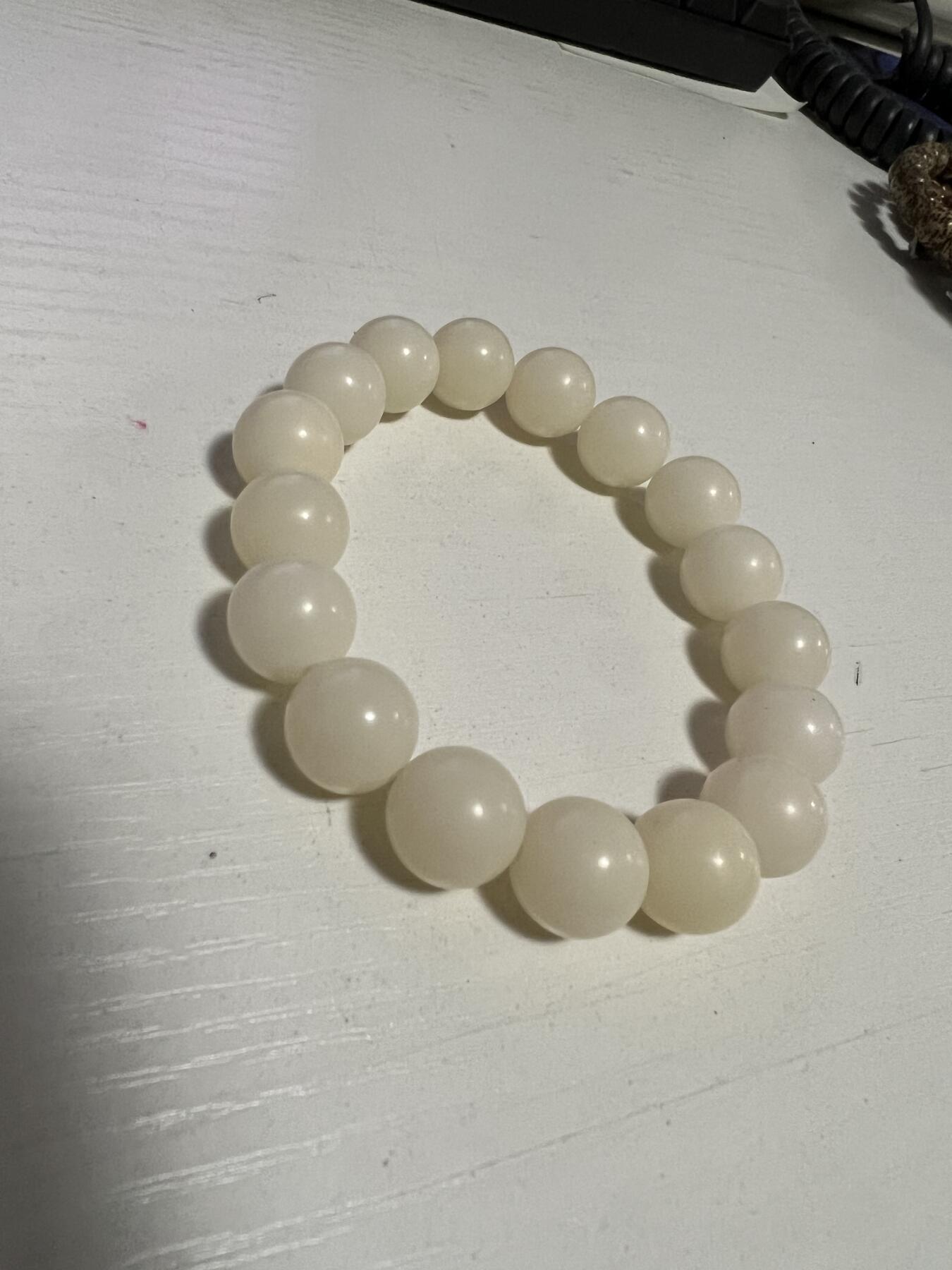 零元拍：代客随缘拍几条串儿，星月菩提手串两条（7/8，8/9），长串一条（7/8），菩提根手串两条（12），再加一条不知道是不是玉料的随型手串。