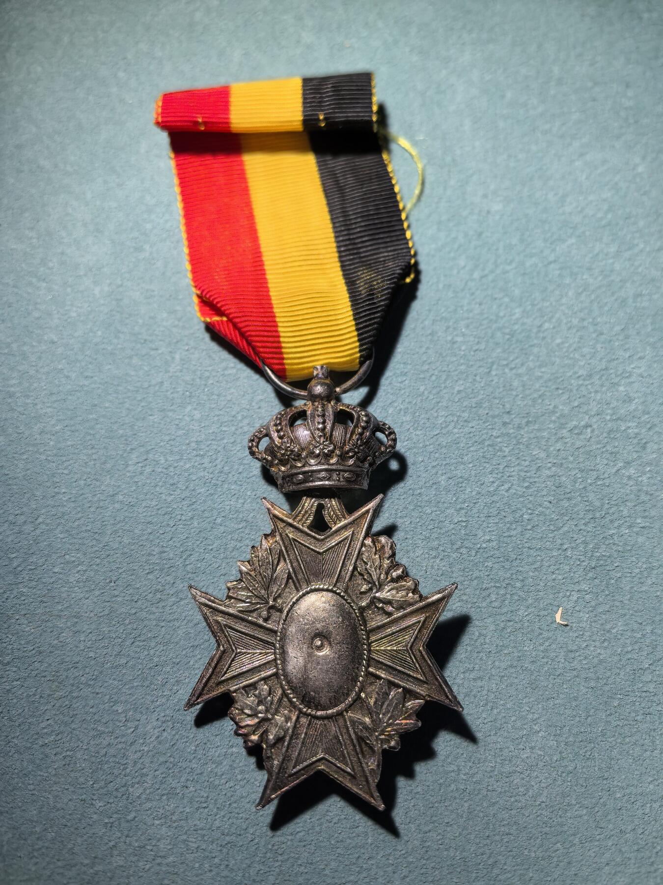 盛世勋华——号角文化勋章邮票专场拍卖第295期 比利时特级二等劳动功勋奖章 银制