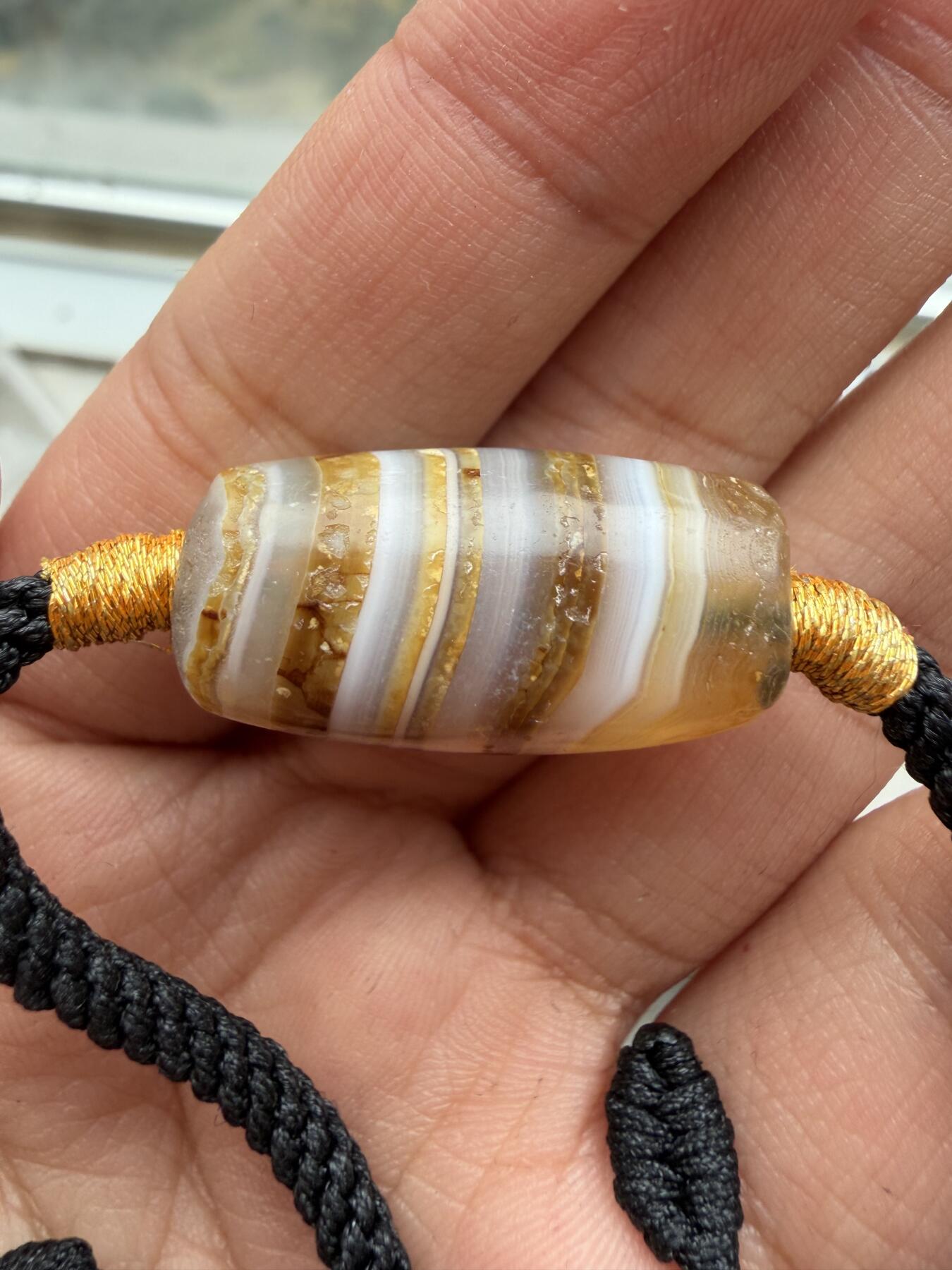 汉唐千年藏系金皮缠丝玛瑙