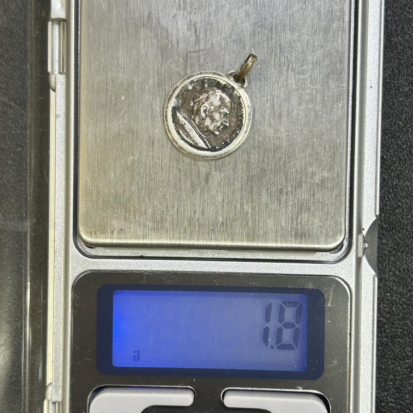 西秦中古拍卖第七十期 早期天主教梵蒂冈圣牌 银制 重1.8克