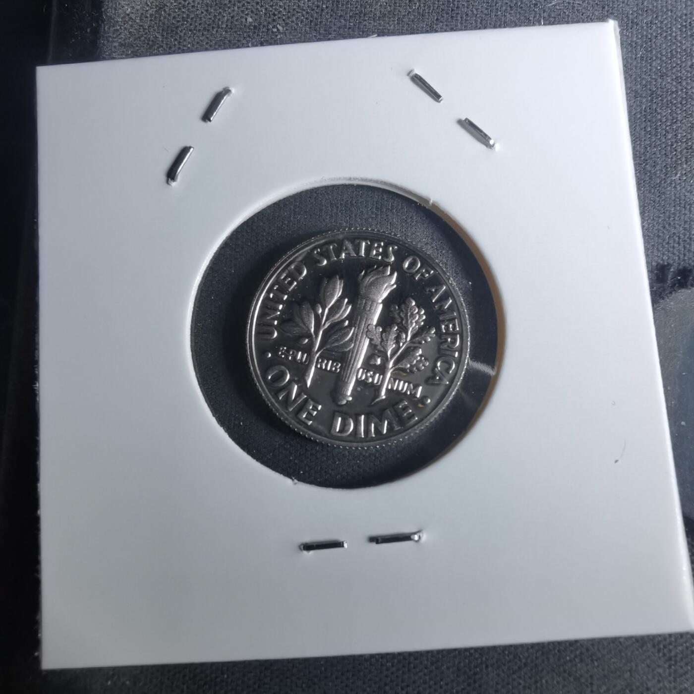 沼泽如烟--第943场 美国1985年十分精制币