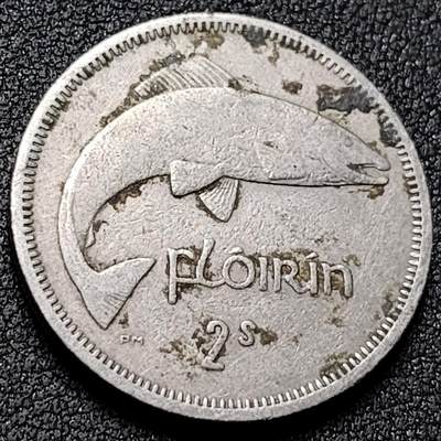 泉币菌-第153场-平安夜专场 - 1965年 爱尔兰 2先令镍铜硬币 鱼 28.4mm 竖琴钱币 