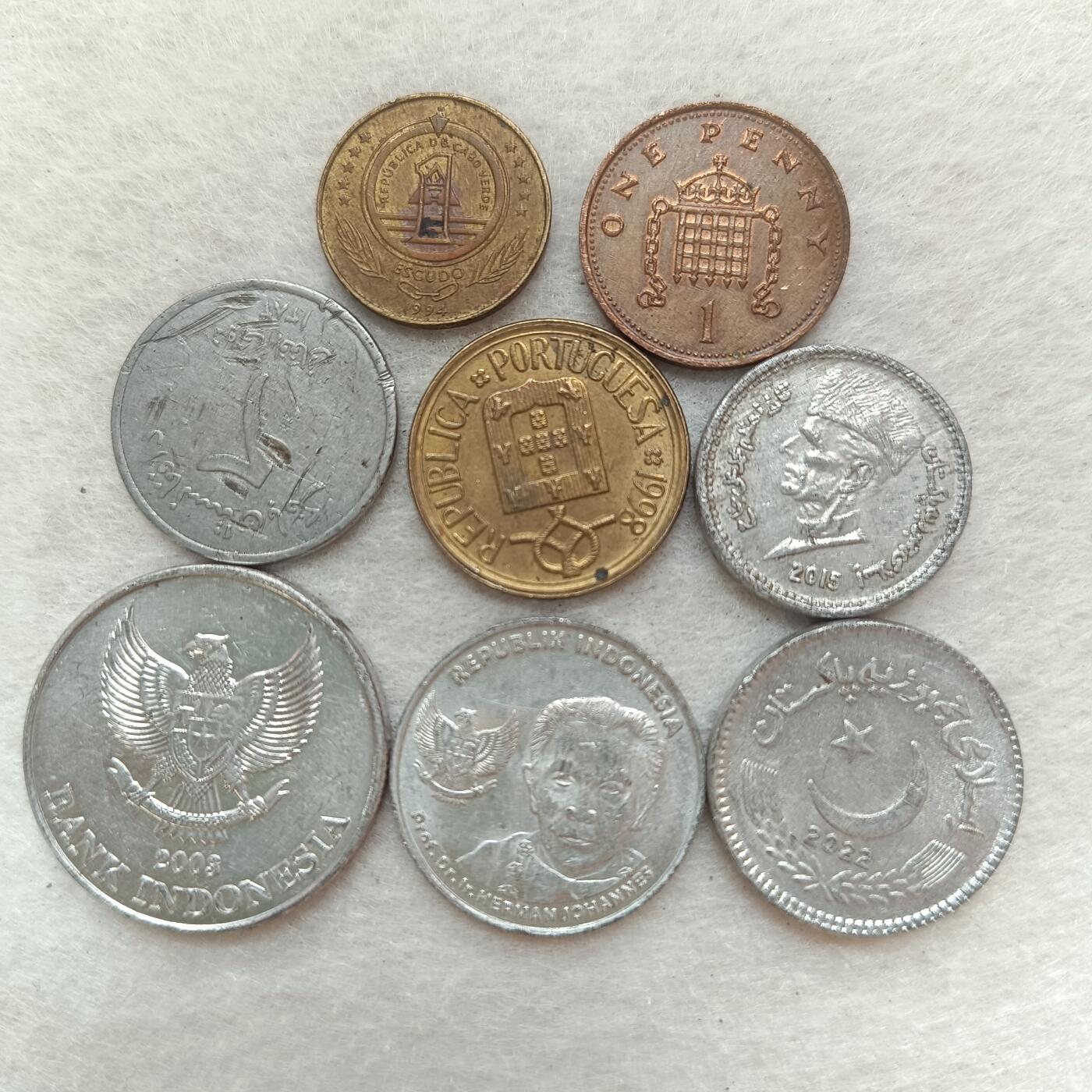 君烨收藏 0元起拍 散币场 每天一场 可留存 第20场 周日发货