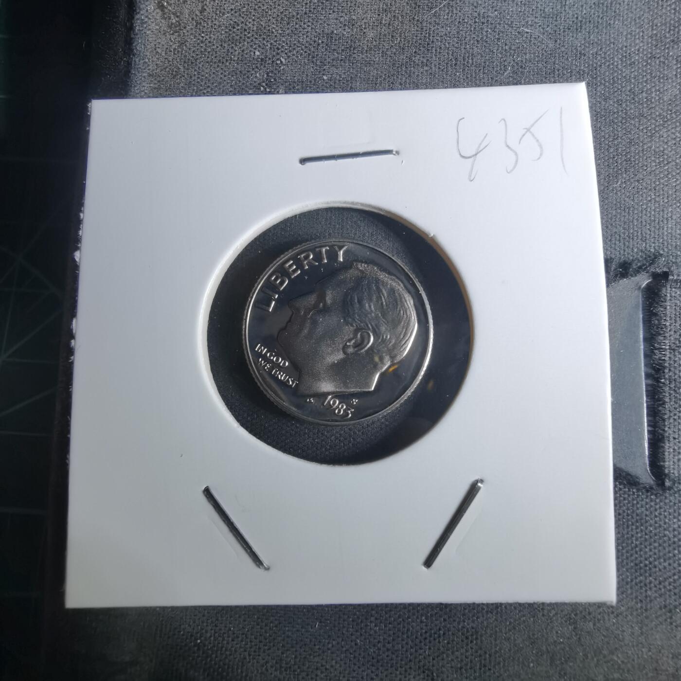 沼泽如烟--第943场 美国1983年十分精制币